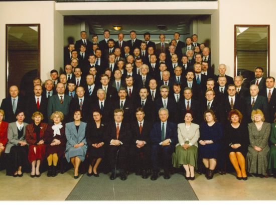 VIII Riigikogu, avapilt. 11. märts 1995 .